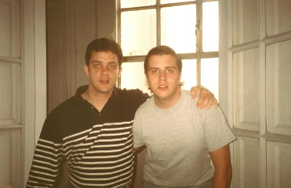 oct99_08